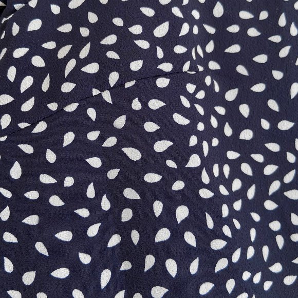 MinkPink • Breezy Babydoll Dress • Sz M • Navy Blue w White • Trapeze • Like New - Picture 8 of 11